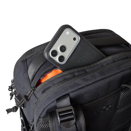 Batoh UAG Premium Tech 24L - 10