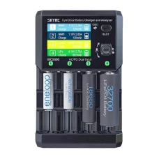 SkyRC MC5000 négycsatornás akkumulátortöltő és -elemző USB-C csatlakozással