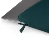  MacBook Neo 13 (A18 Pro) sötét türkiz Pipetto Classic Fit tok thumbnail