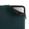  MacBook Neo 13 (A18 Pro) sötét türkiz Pipetto Classic Fit tok thumbnail