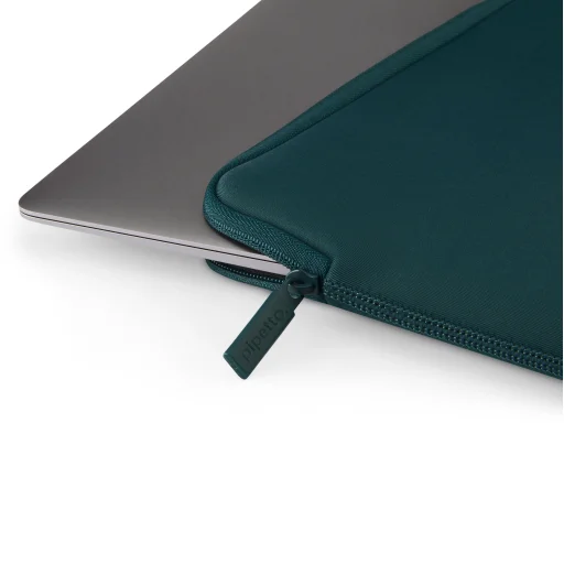  MacBook Neo 13 (A18 Pro) sötét türkiz Pipetto Classic Fit tok - 11