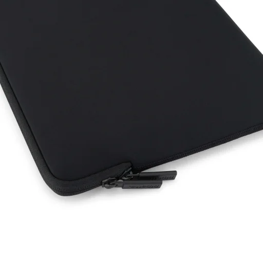  MacBook Neo 13 (A18 Pro) fekete Pipetto Classic Fit tok - 5