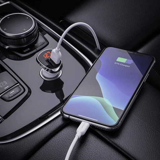 Borofone BZ15 Univerzális autós töltő LCD 2.4A 2x USB + Micro USB kábel 1m fehér - 5