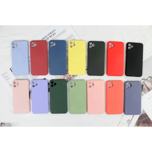 iPhone 13 Pro szilikon tok sötétkék színben - 1