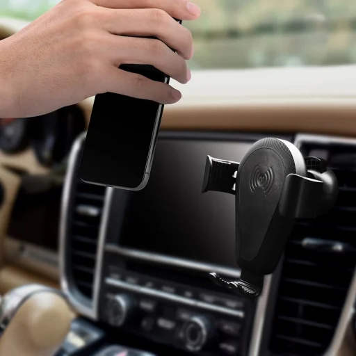 iCarer Univerzális Gravity autós telefontartó és Qi vezeték nélküli töltő 10W szellőzőre fekete (IWXC004-BK) - 10