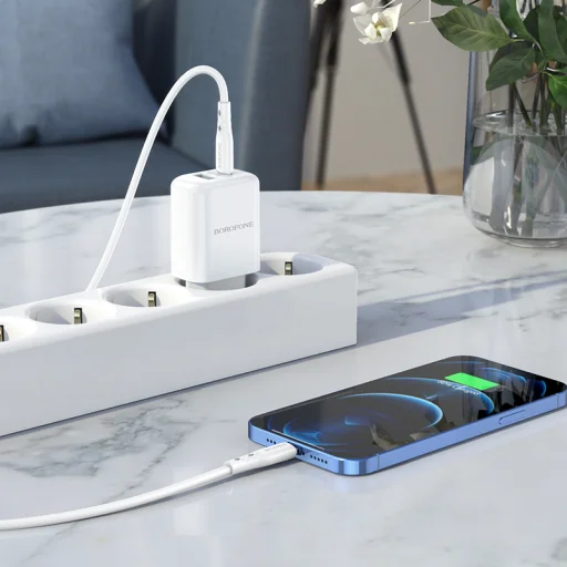 Borofone BN4 Hálózati töltő adapter USB + USB Type-C QC 3.0 PD 2.0 20W + USB Type-C - Lightning kábel fehér - 9