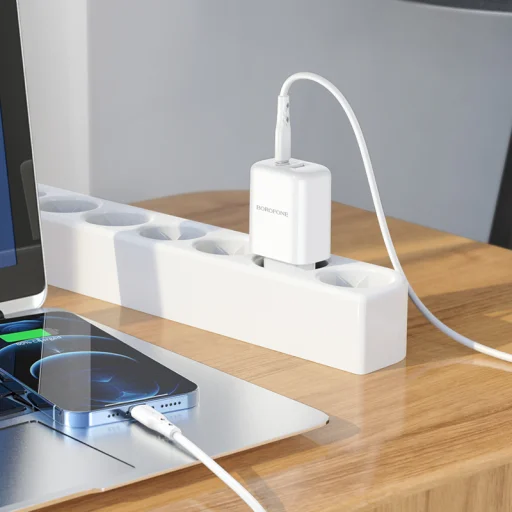 Borofone BN4 Hálózati töltő adapter USB + USB Type-C QC 3.0 PD 2.0 20W + USB Type-C - Lightning kábel fehér - 4