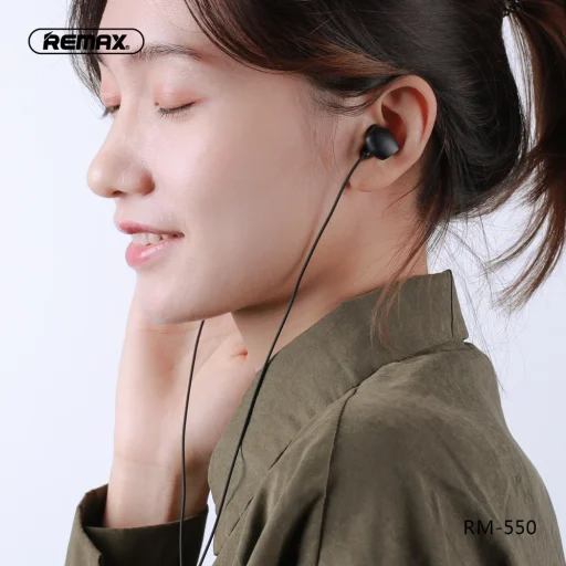 Remax Vezetékes fülhallgató mikrofonnal 3.5mm jack audio fehér - 3