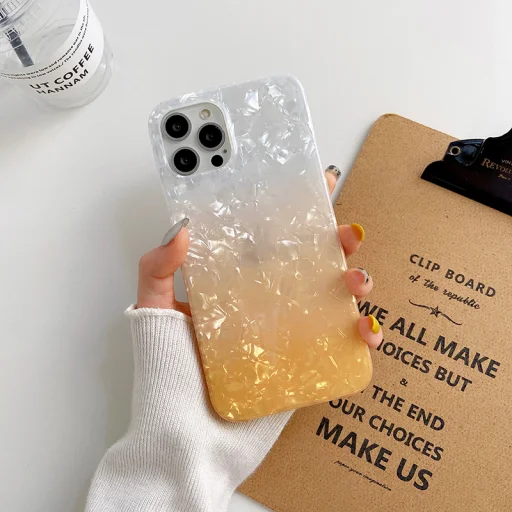 iPhone 13 TPU tok színes mintával Alphajack (P6) narancssárga - 5