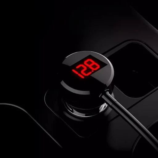 Szivargyújtós töltő elosztó 2xUSB + 3x Szivargyújtós aljzat 3.1A  kijelzővel és kábellel - 3