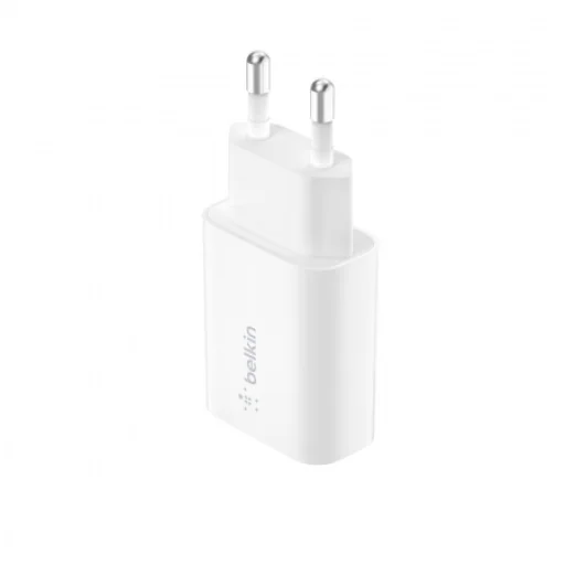 Belkin Boost Charge USB-A hálózati töltő adapter 18W QC3.0 fehér (WCA001vfWH) - 2