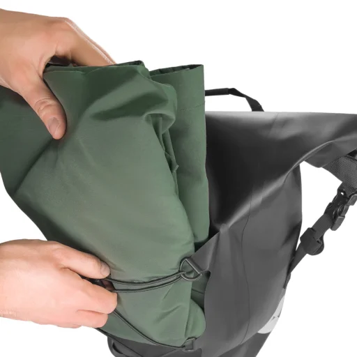 Wozinsky 2 az 1-ben vízálló kerékpártáska csomagtartóra rögzíthető 25l fekete (WBB24BK) - 3