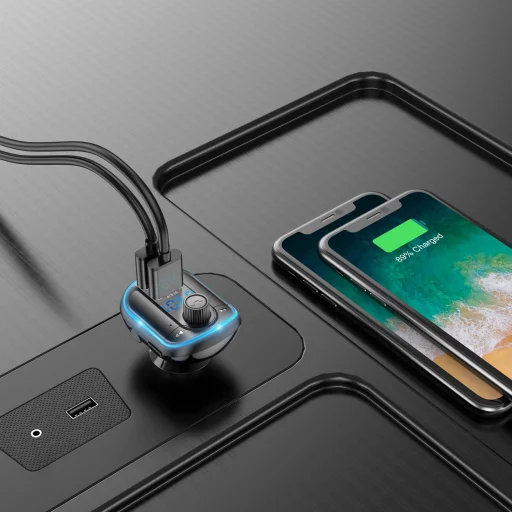 Bluetooth FM Transmitter, szivargyújtós autós töltő 2x USB 3.1A HIGI T829S - 3