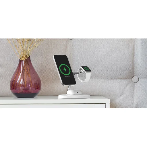 Belkin Boost Charge Pro 3 az 1-ben mágneses, vezeték nélküli töltőállomás 15W MagSafe-kompatibilis (WIZ009vfWH) fehér - 3