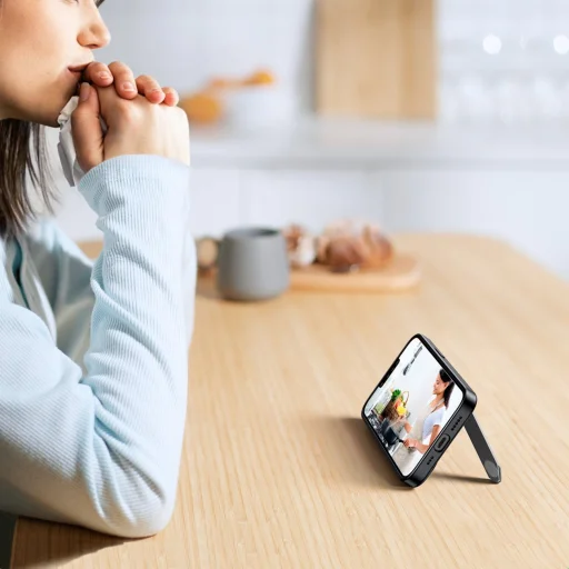 iPhone 14 Plus Ugreen Kickstand Protective Hard tok gél kerettel - 2