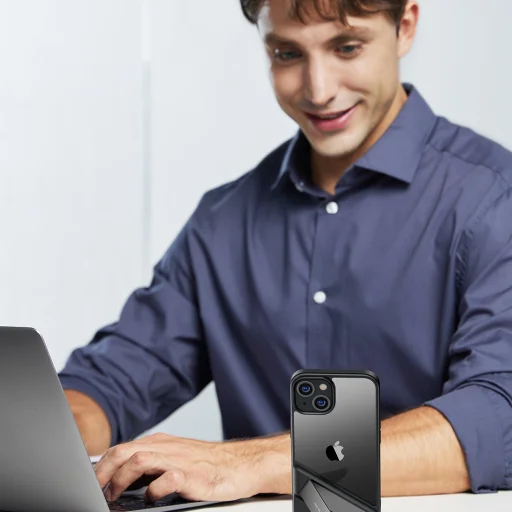 iPhone 14 Plus Ugreen Kickstand Protective Hard tok gél kerettel - 4