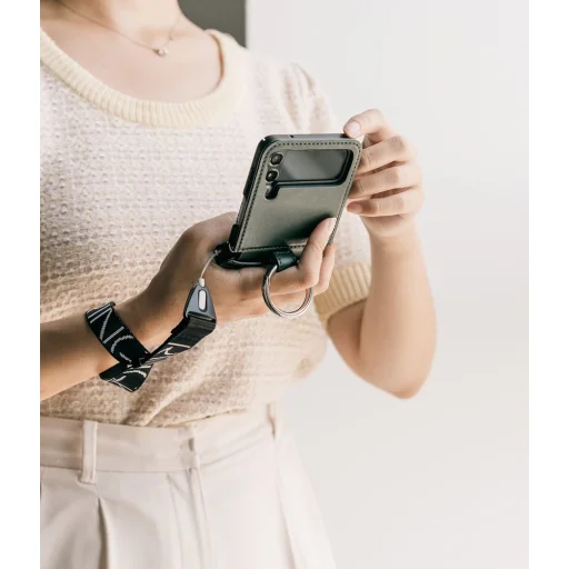 Samsung Galaxy Z Flip 4 Ringke Folio Signature valódi bőr tok vállpánttal sötétzöld - 3