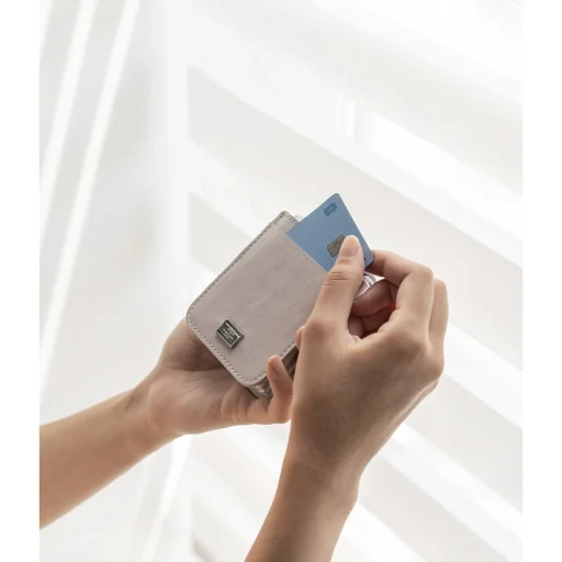 Samsung Galaxy Z Flip 4 Ringke Folio Signature valódi bőr tok vállpánttal galambszürke - 8