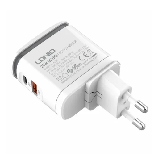 LDNIO A2423C USB + USB-C hálózati töltő adapter PD QC 3.0, 25W (fehér) - 1
