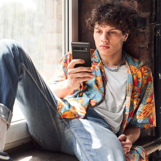 Google Pixel 7 Pro Spigen Rugged Armor tok matt fekete - 15