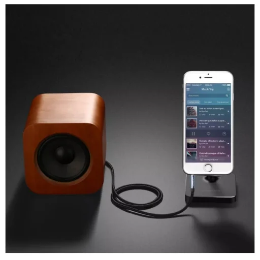 Ugreen AUX 3.5mm jack audio kábel 1m fekete - 3