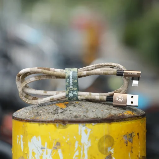 Baseus terepmintás 90 fokban döntött Lightning - USB kábel 1.5A 2m barna - 6