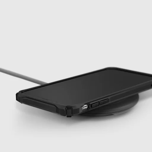 Ringke Fusion X PC tok TPU kerettel iPhone XR fekete terepmintás színben - 8