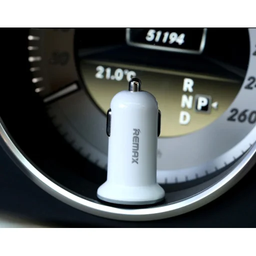 Remax szivargyújtós autós töltő 2 USB aljzattal 1A/2.1A fekete - 6