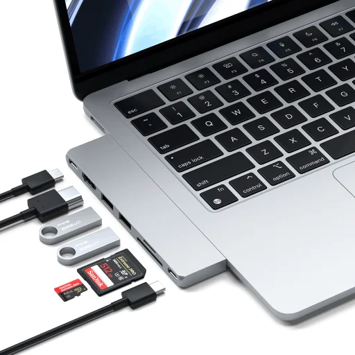 Satechi PRO HUB SLIM (1xUSB4, 1xHDMI, 2xUSB-A, SD/MicroSD, UHS-I akár 104MB/s, SD/SDHC/SDXC 2TB-ig, 1xUSB-C) - ezüst - 3