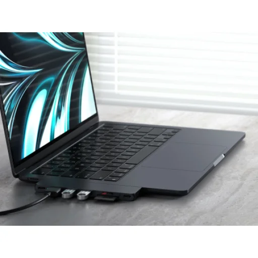 Satechi PRO HUB SLIM (1xUSB4, 1xHDMI, 2xUSB-A, SD/MicroSD, UHS-I akár 104MB/s, SD/SDHC/SDXC 2TB-ig, 1xUSB-C) - éjfekete - 5