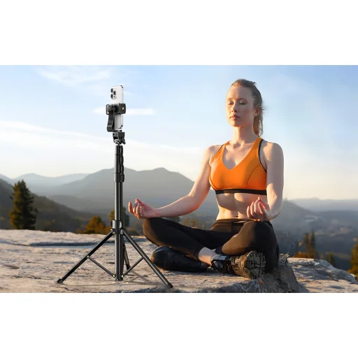 UGREEN LP680 selfie bot és állvány Bluetooth kioldóval 1.7m - 6