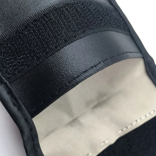 Lopásgátló autós kulcstartó, rádióblokkoló tasak, Faraday kalitka fekete - 9