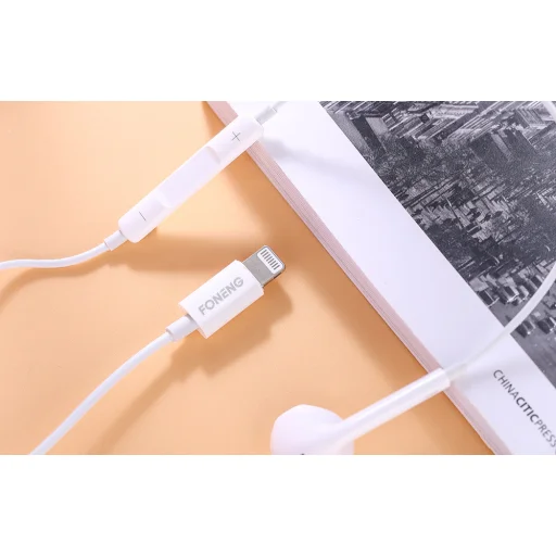 Foneng T28 vezetékes fülhallgató lightning csatlakozóval, vezérlővel (fehér) - 2
