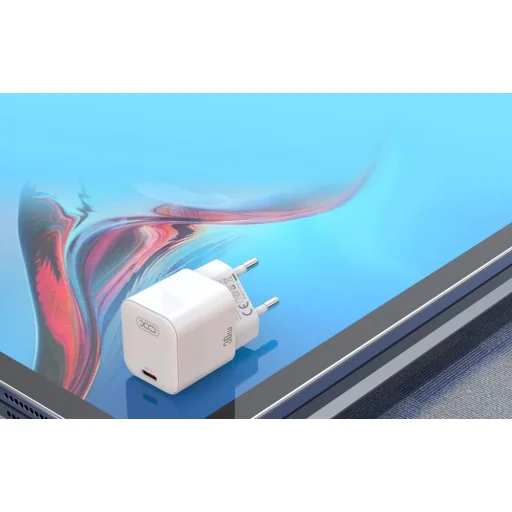 XO CE06 hálózati töltő adapter PD 30W Type C fehér - 4