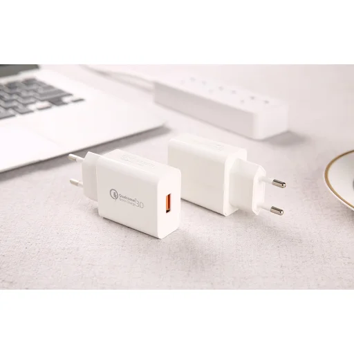 Foneng EU13 hálózati töltő adapter + USB-A -  Lightning kábel, 3A (fehér) - 3