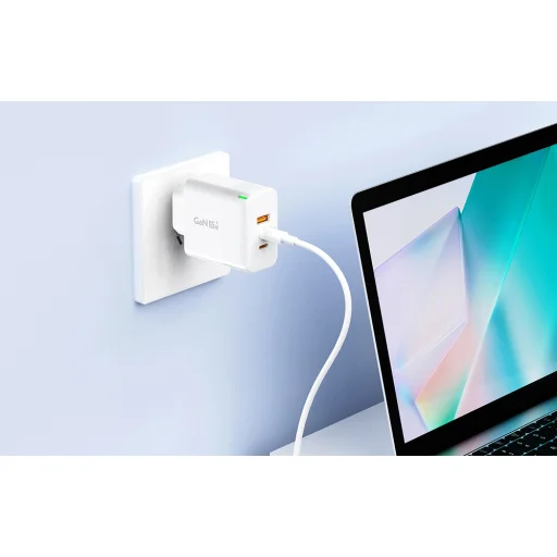 Foneng GAN65 hálózati töltő adapter 1x USB-A, 2x USB-C GaN 65W QC3.0 + USB-C - USB-C kábel - 4