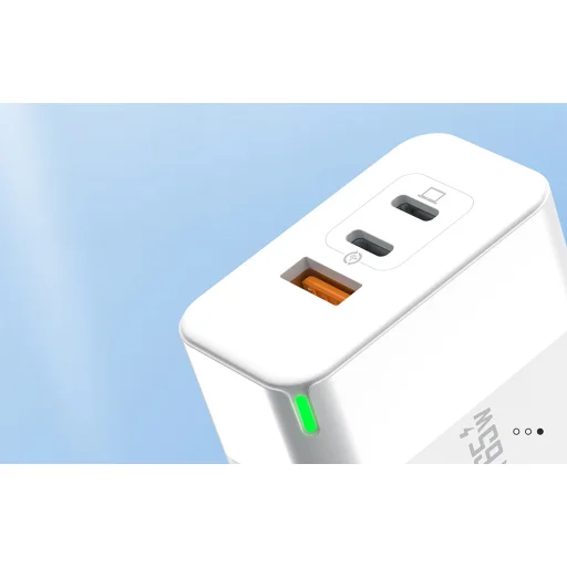 Foneng GAN65 hálózati töltő adapter 1x USB-A, 2x USB-C GaN 65W QC3.0 + USB-C - USB-C kábel - 6