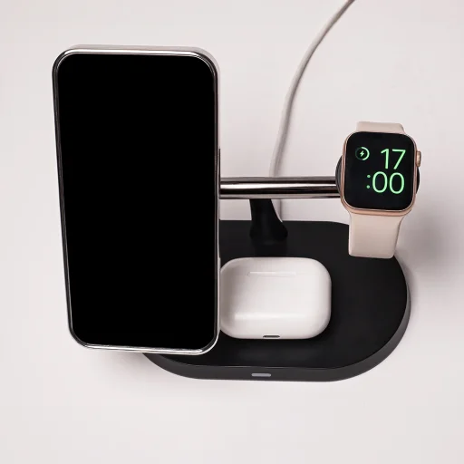 3 az 1-ben vezeték nélküli töltőállomás 15W fekete (magsafe, apple watch, airpods) Maxlife MXWC-03 - 7