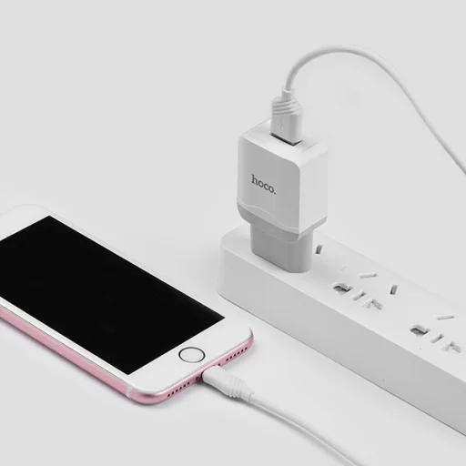 Hoco hálózati, USB fali töltő adapter Lightning kábellel USB csatlakozóval 2,4A fehér - 2