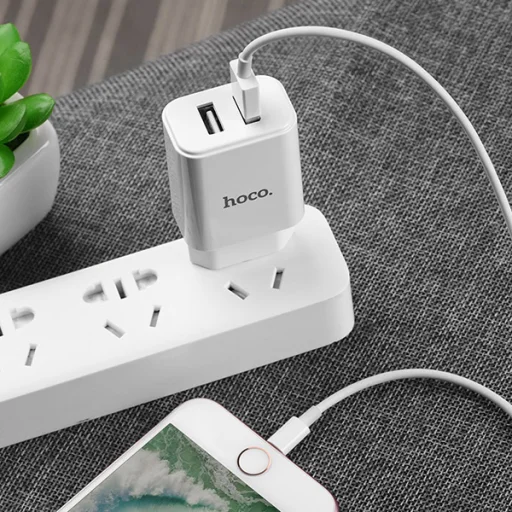 Hoco hálózati, USB fali töltő adapter 2xUSB 2.1A fehér Lightning kábellel - 7