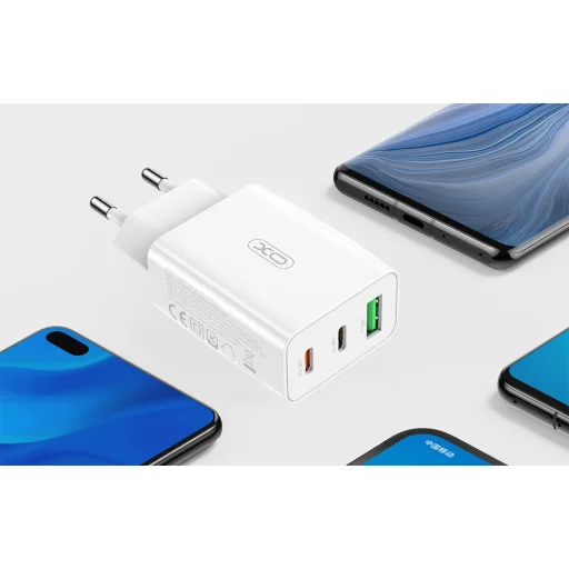 XO L101 hálózati töltő adapter, USB-A + 2x USB-C, PD 20W (fehér) - 3