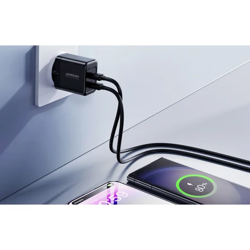 Joyroom JR-TCN01 hálózati töltő adapter 2x USB-A 2.4A fekete - 5