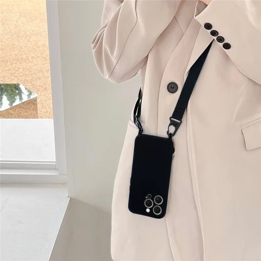 Strap Szilikon Tok iPhone 13-hoz design 2 fekete - 6