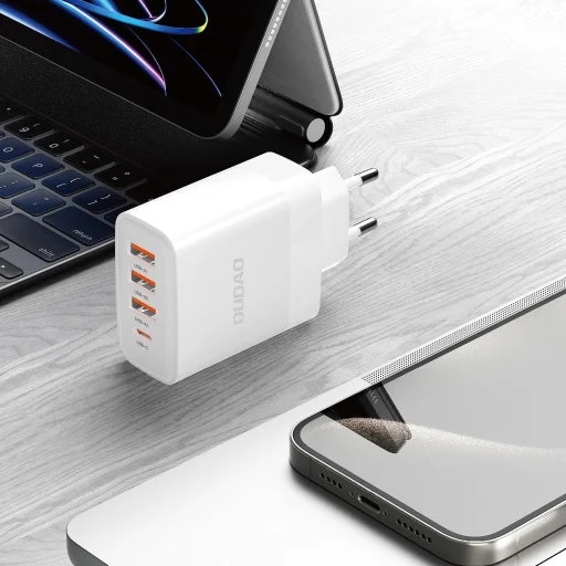 Dudao A5HEU hálózati töltő 3x USB-A 1x USB-C PD20W - fehér - 3