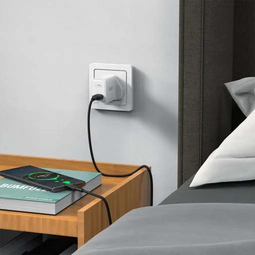 Acefast GaN fali töltő (brit csatlakozó) USB Type C 30W, Power Delivery, PPS, Q3 3.0, AFC, FCP fehér (A24 brit fehér) - 4