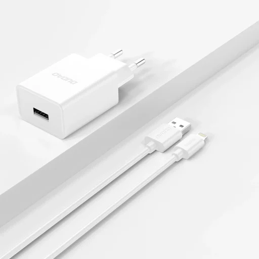 Dudao A4EU USB-A 2.1A hálózati töltő adapter - fehér + USB-A - Lightning kábel - 4