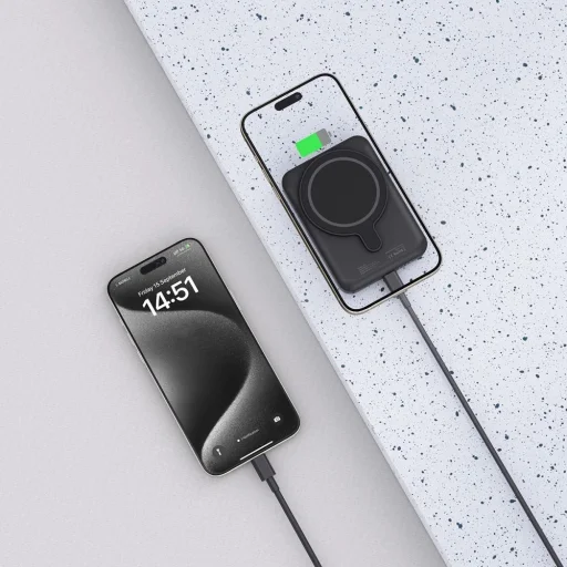 Tech-Protect LifeMag PB10 Powerbank MagSafe funkcióval 5000mAh 15W USB-C port - fekete + USB-C kábel - 5