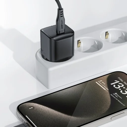 Acefast A77 Mini PD 30W GaN USB-C hálózati töltő - fekete - 5