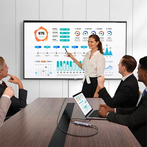 Ugreen CM478 multifunkcionális adapter - szürke - 4