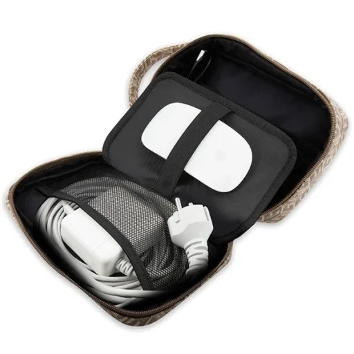 Guess GUHBHGCFSEW Organizer táska - barna GCube Stripe - 4